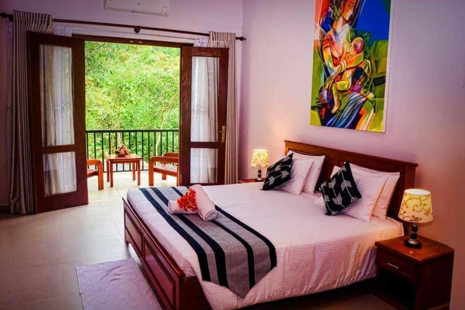 The Grand Hills Bed and Breakfast Kandy Exteriör bild
