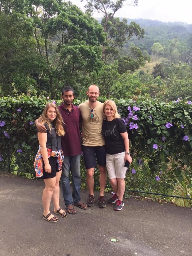 The Grand Hills Bed and Breakfast Kandy Exteriör bild