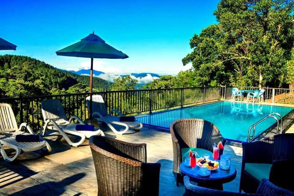 The Grand Hills Bed and Breakfast Kandy Exteriör bild