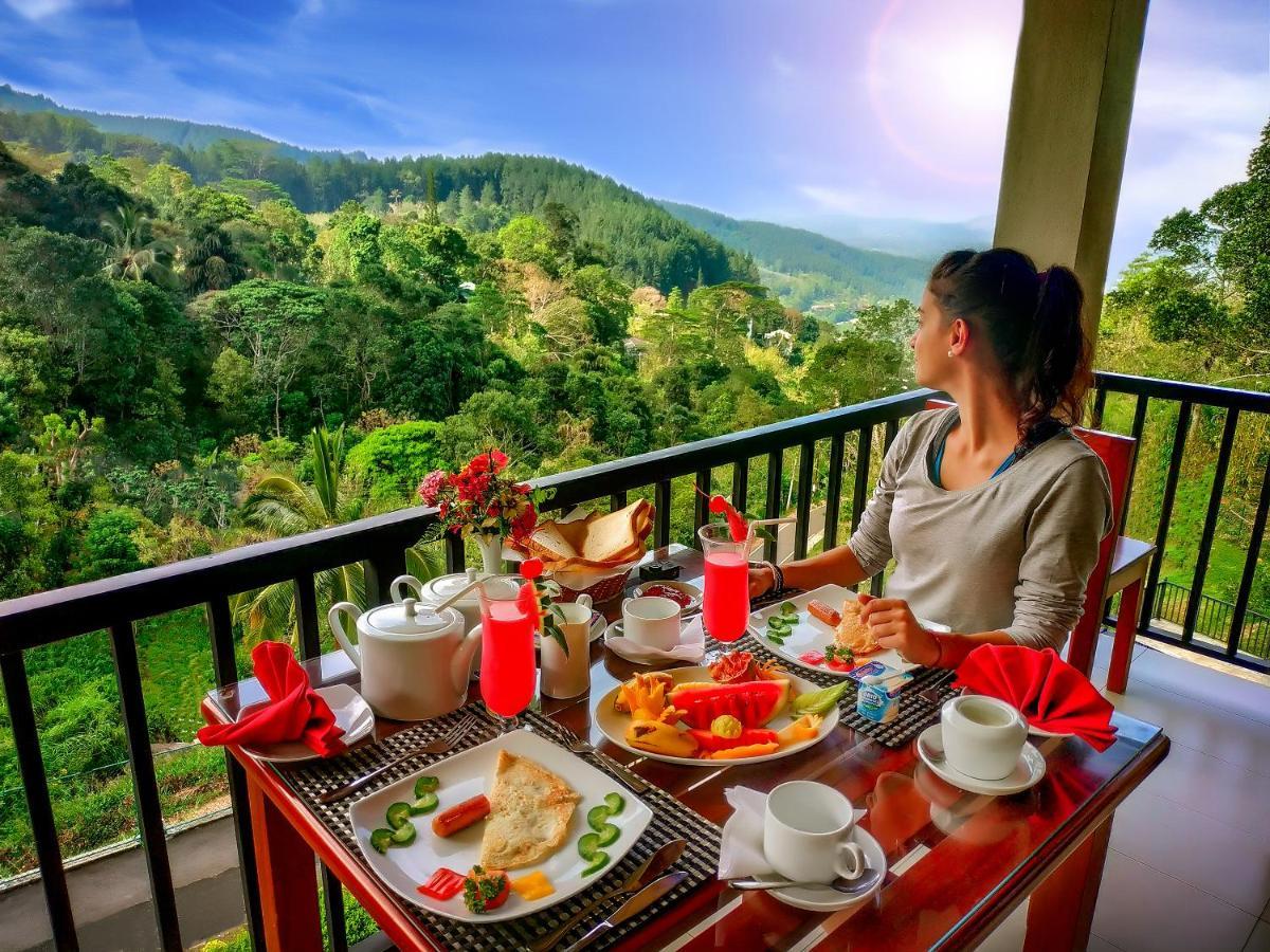 The Grand Hills Bed and Breakfast Kandy Exteriör bild