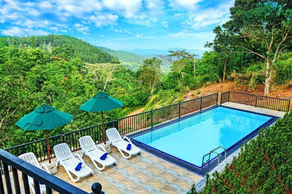The Grand Hills Bed and Breakfast Kandy Exteriör bild