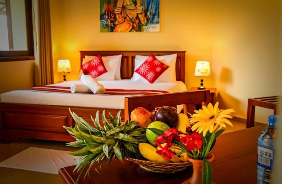 The Grand Hills Bed and Breakfast Kandy Exteriör bild
