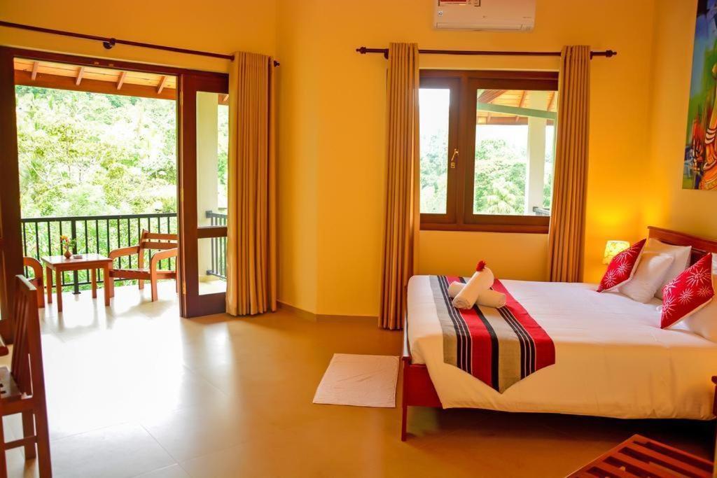 The Grand Hills Bed and Breakfast Kandy Exteriör bild
