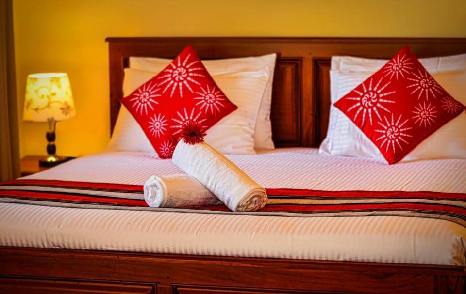 The Grand Hills Bed and Breakfast Kandy Exteriör bild
